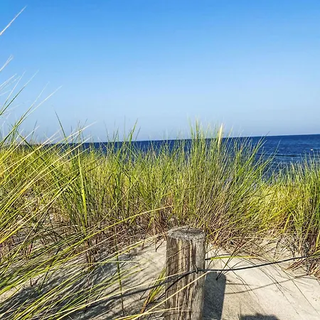 Blaumuschel By Interhome *