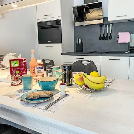 Blaumuschel By Interhome ルブミン